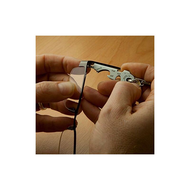 8 In 1 Multifunction Keychain With Bottle Opener, Screwdriver And Other Keytools