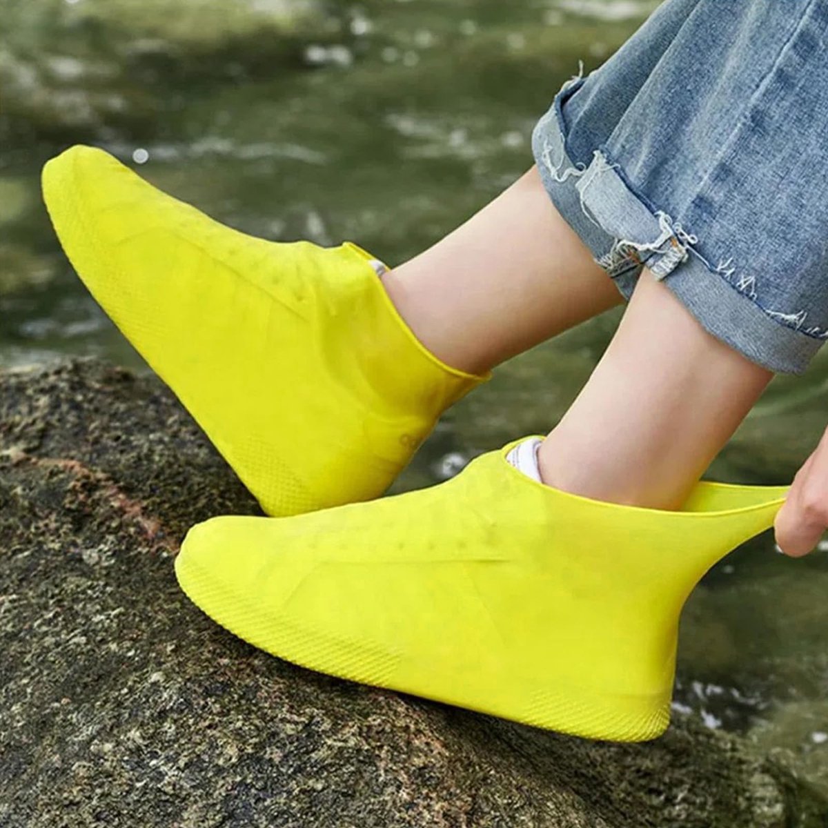 Overshoes - 1 Pair - Waterproof Silicone Overshoes - Reusable, Non-slip