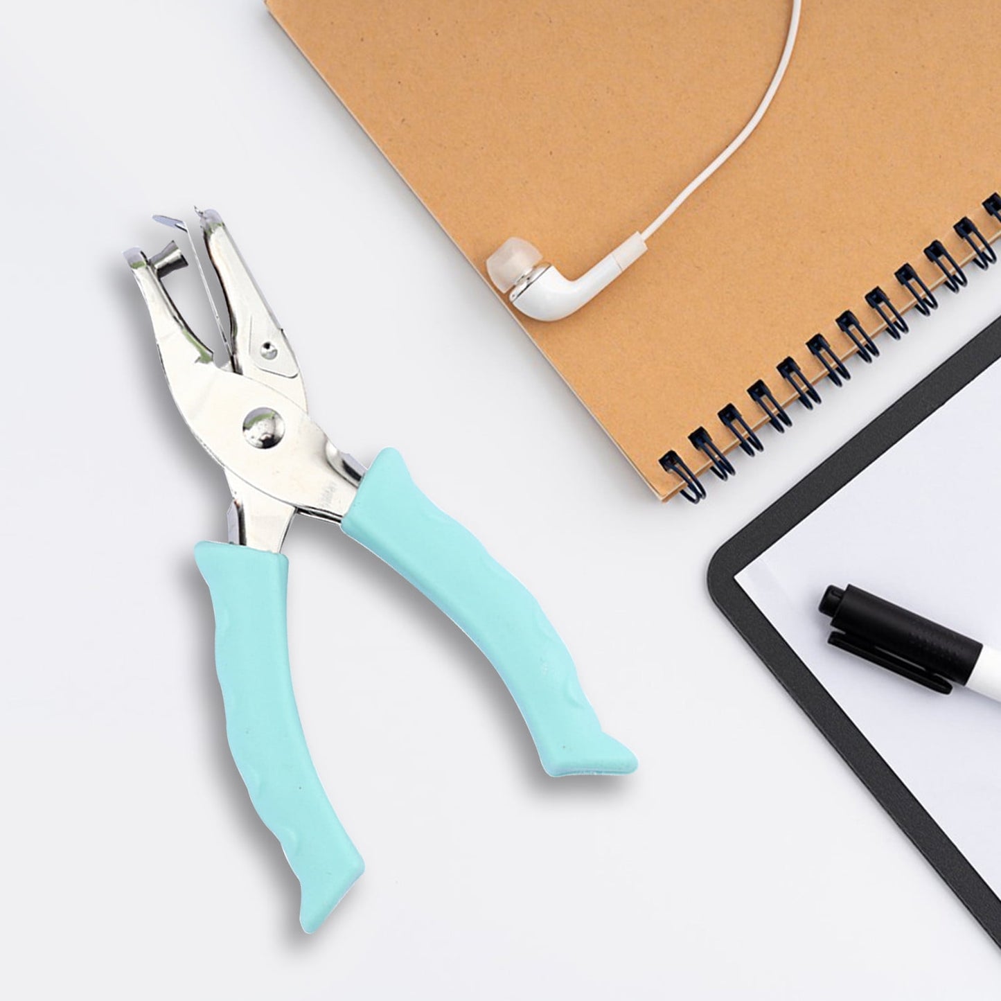 Tyidzon Single Hole Punch, Paper Punch Small Hole Paper Punch for Crafts, Scrapbooks, Handheld Hole Puncher for Paper Crafts in Home, Office, Classroom Green