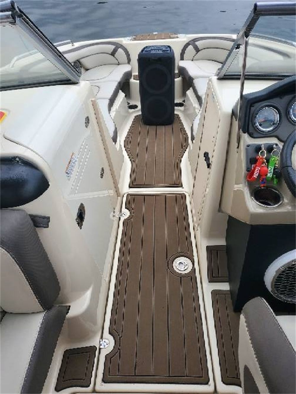 2010-2014 Yamaha 240&242 Lounger Swim Platform Cockpit Mat Boat