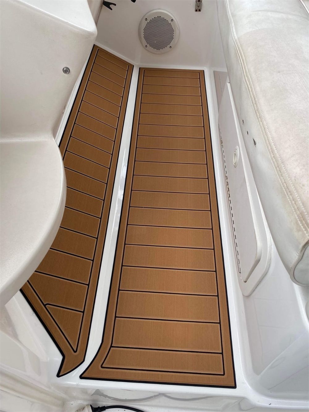 2000 Cruiser Yachts 3075 Express Swim Platform Cockpit Pad Boat EVA Teak Floor