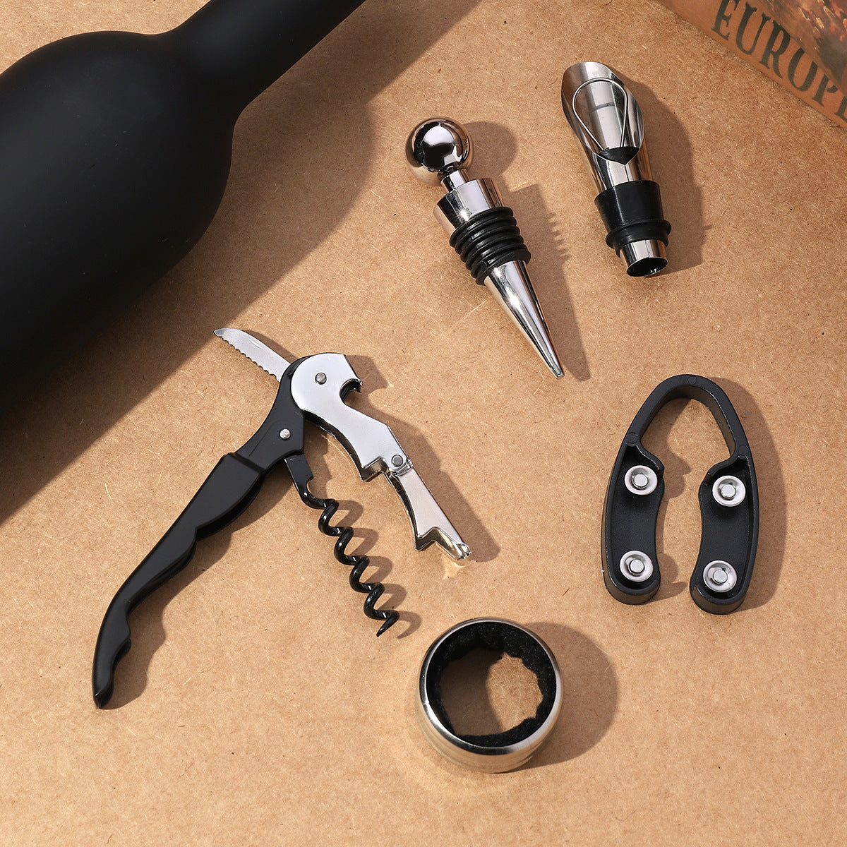 Black Closure Creative Wine Accessories Set – 5-Piece High