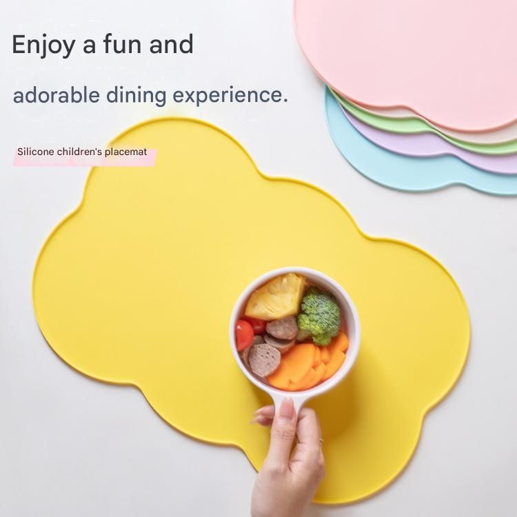 3-Piece Green Silicone Placemat Set Cloud Shape Non-Slip Heat Resistant